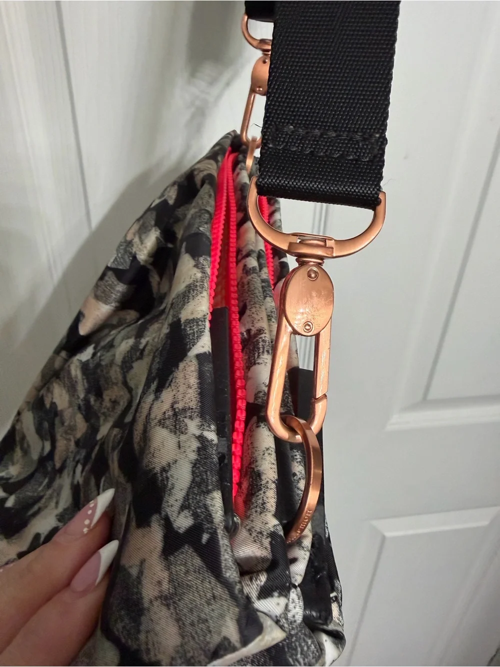 lululemon athletica Printed Cosmetic Bag - Black & Blush